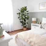Cozy Complex - The Urban Retreat