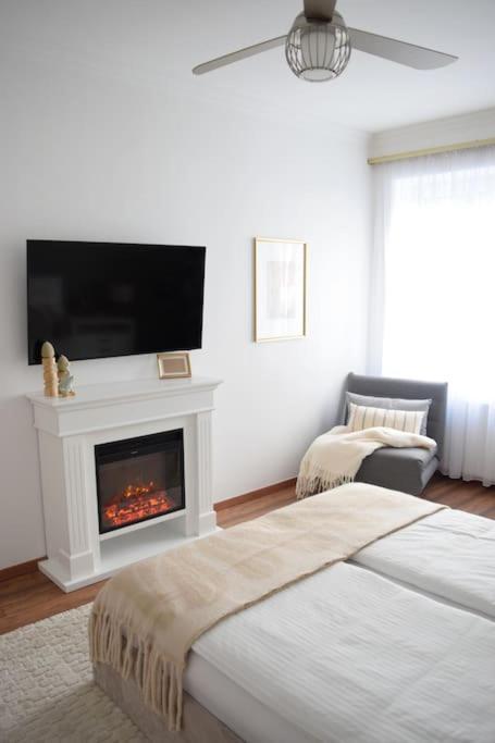 Cozy Complex - The Urban Retreat *