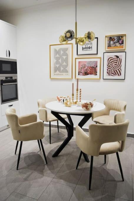 Cozy Complex - The Urban Retreat Apartment *